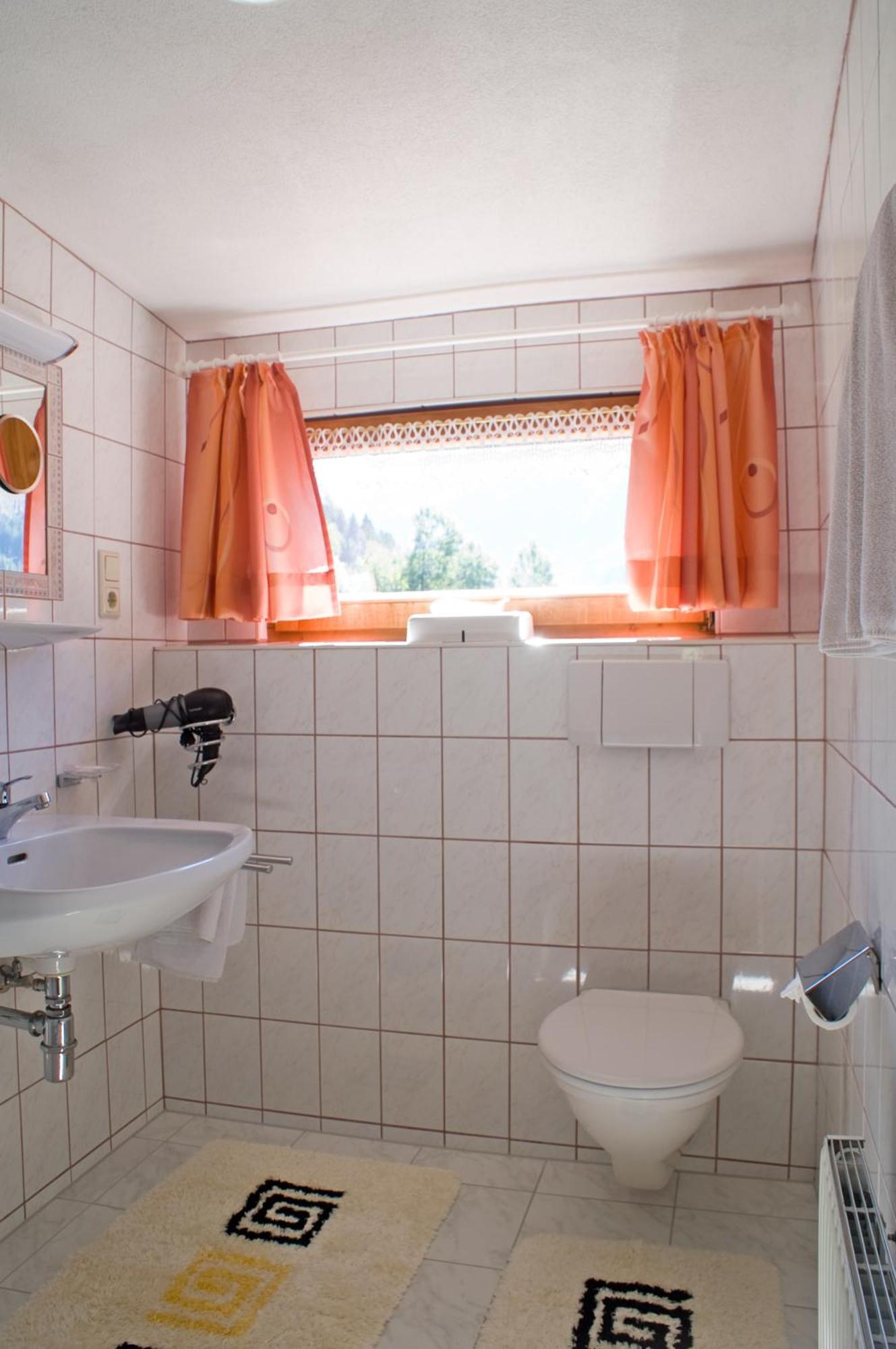 Gaestehaus Resi Jerzens Kültér fotó